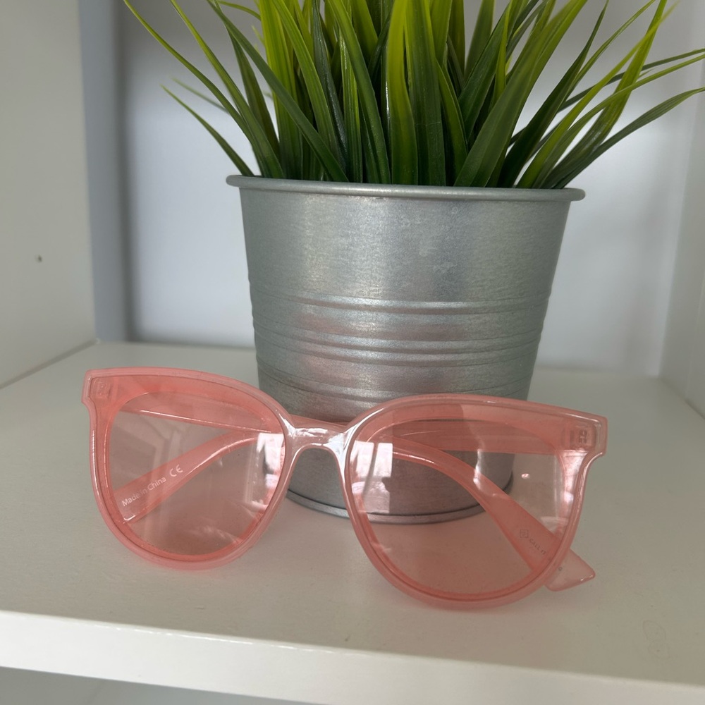 Transparent Pink Cat-Eye Sunglasses